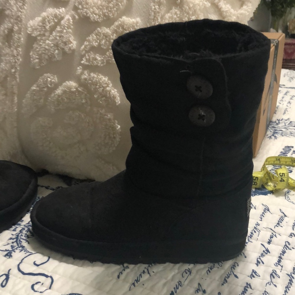 Sketchers booties